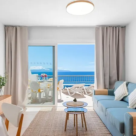 Bright 1br With Pool & Ocean Views 公寓